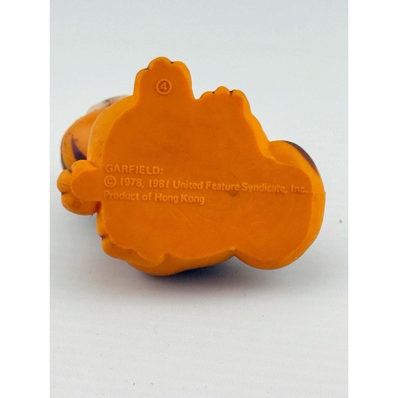 Vintage 1981 Garfield Figurine 2" Tall. Jim Davis. - Picture 3 of 3